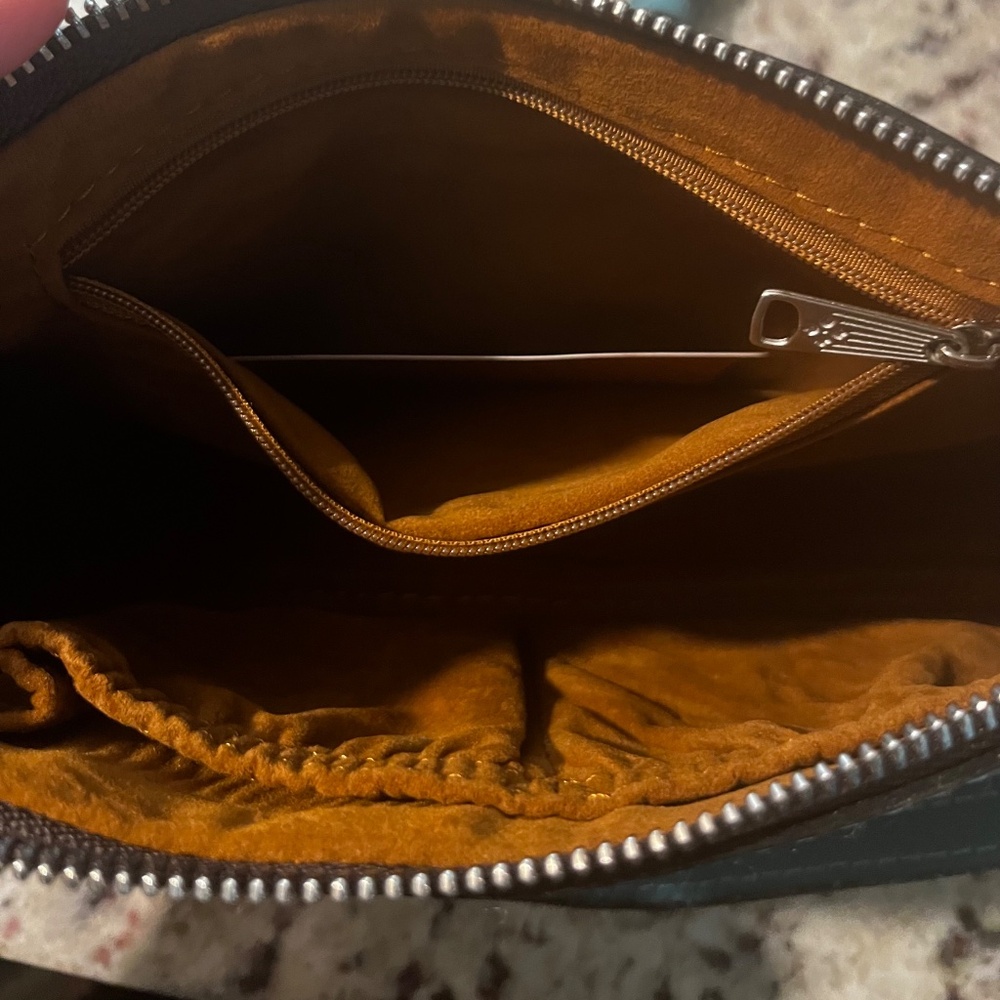 Patricia Nash Crossbody Bag - Picture 4 of 4